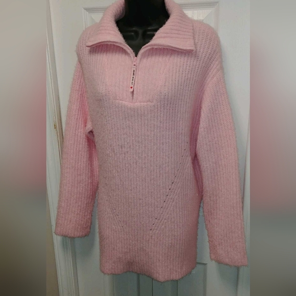 Smash+Tess X Paula Abdul sweater - Picture 10 of 12